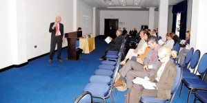 00 (418)